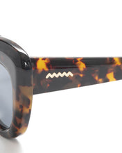 Load image into Gallery viewer, Chibi Sunglasses - Tortoise