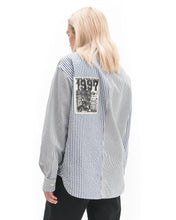 Load image into Gallery viewer, Paneled Button Up - Navy/White Seersucker
