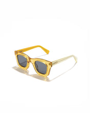 Load image into Gallery viewer, Elia Post Modern Primitive Eye Protection - Multi-amber/Black
